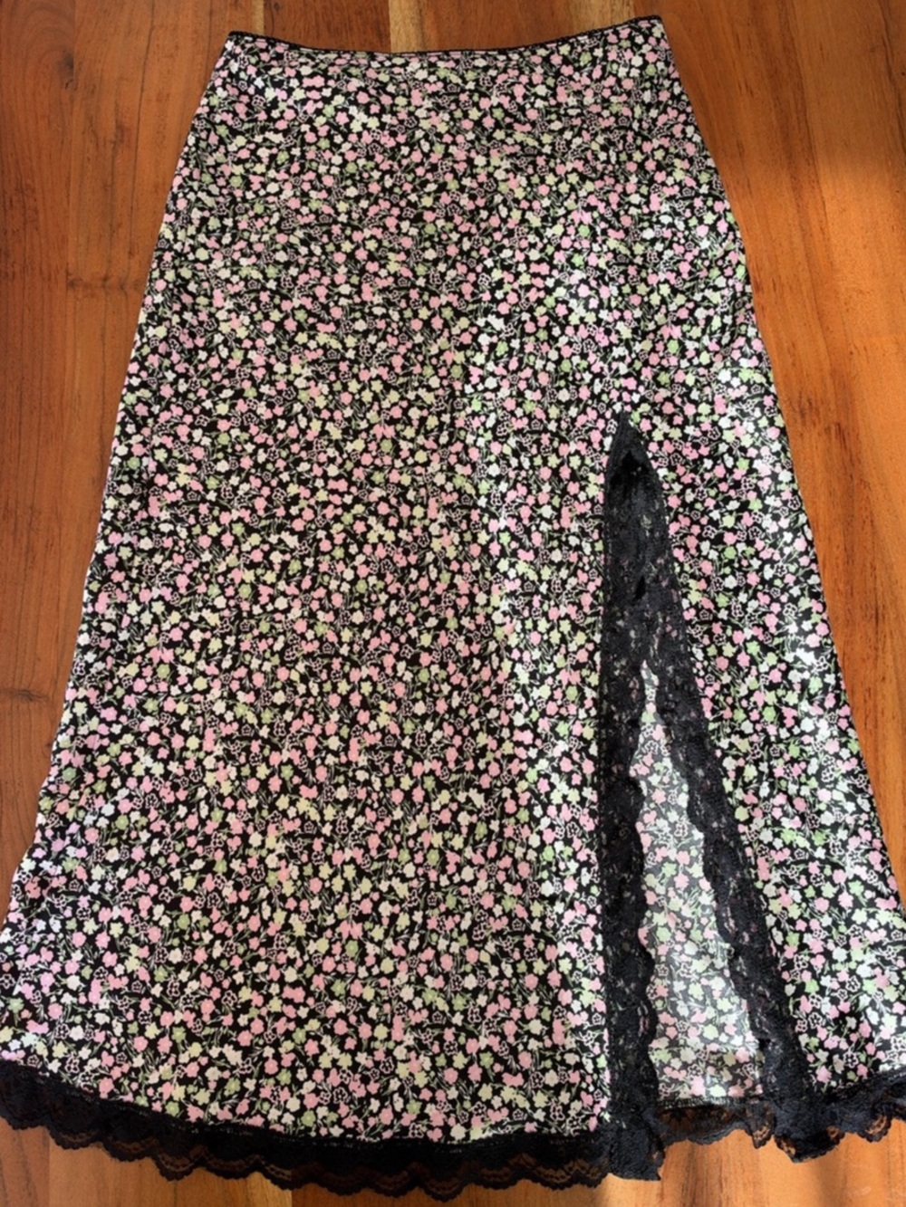 Floral Lace Trim Skirt